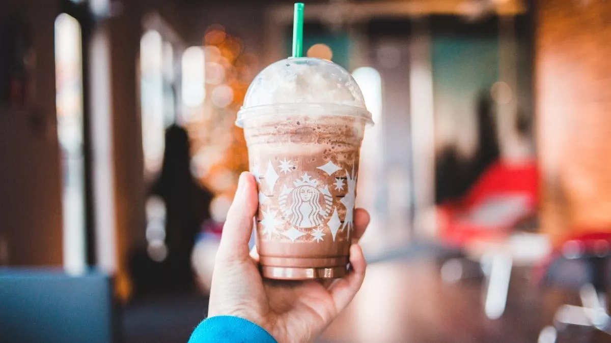Frappuccino vs Milkshake