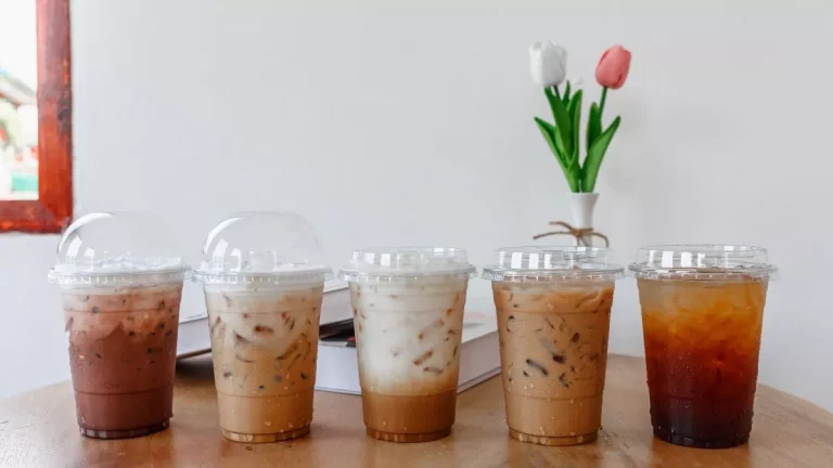 Starbucks Iced Coffee Cup Sizes in Oz and ml —Complete Guide